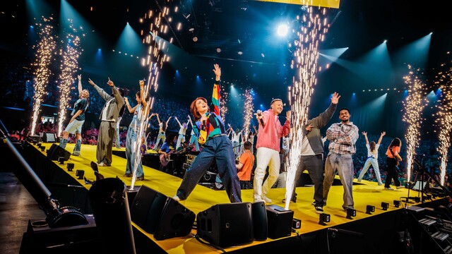 Sing & Dance UP!