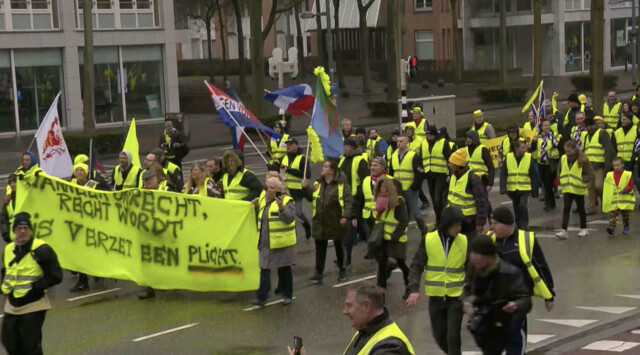 Override of the title gele hesjes