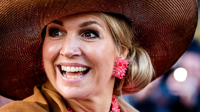 Koningin Máxima en costume jewelry