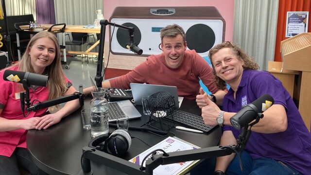 Syb van der Ploeg ontdekt de zorg in Drachten