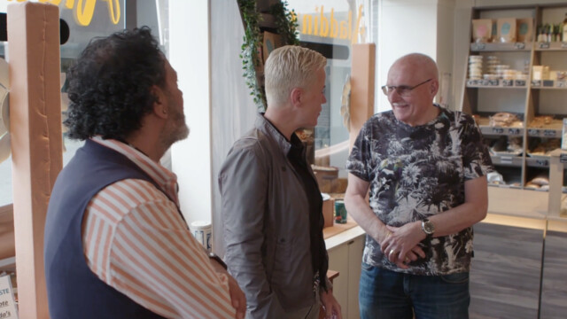 Extra: Junks stelen suikerpinda's na gebruik