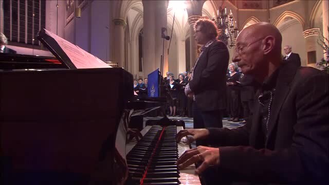 Geprezen zij de Heer