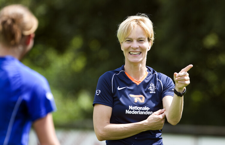 Vera Pauw