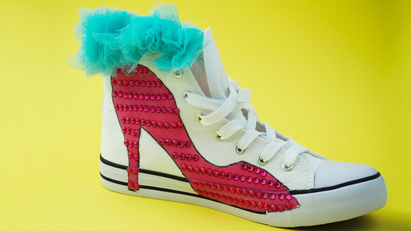 Glamour Sneaker - DIY | Jill