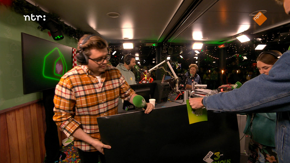 3FM Serious Request Tussenstand gemist? Terugkijken doe je op NPO3.nl 3FM Serious Request Tussenstand gemist? Terugkijken doe je op NPO3.nl