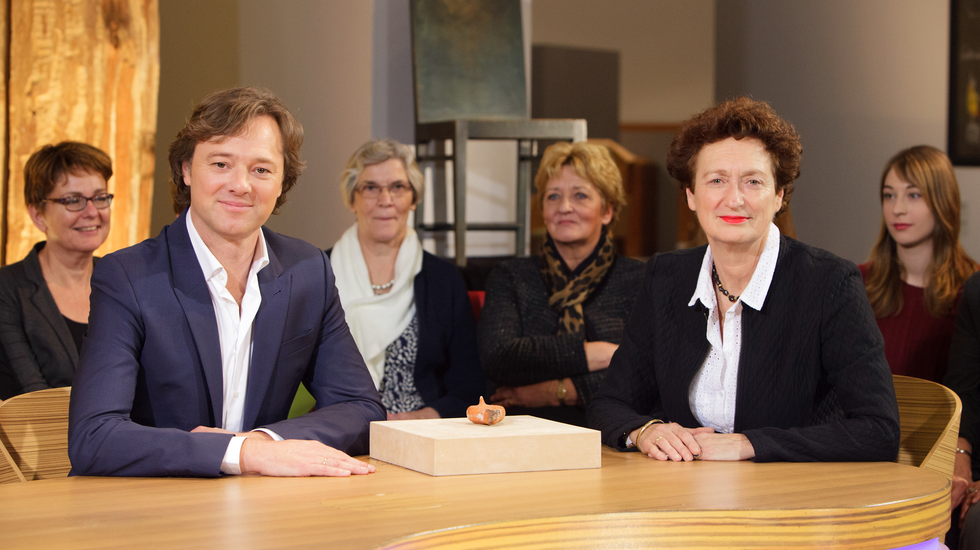 Tussen Kunst en Kitsch Eerste uitzending met Nelleke van der Krogt gemist? Kijk op npo3.nl Tussen Kunst en Kitsch Eerste uitzending met Nelleke van der Krogt gemist? Kijk op npo3.nl