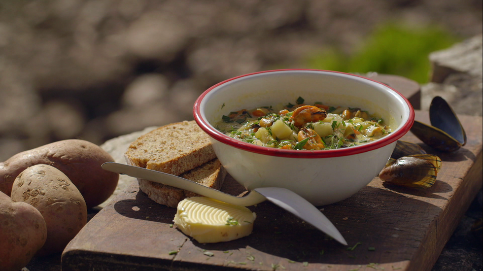 koken met van boven: recept: mosselchowder gemist? kijk op npo3.nl